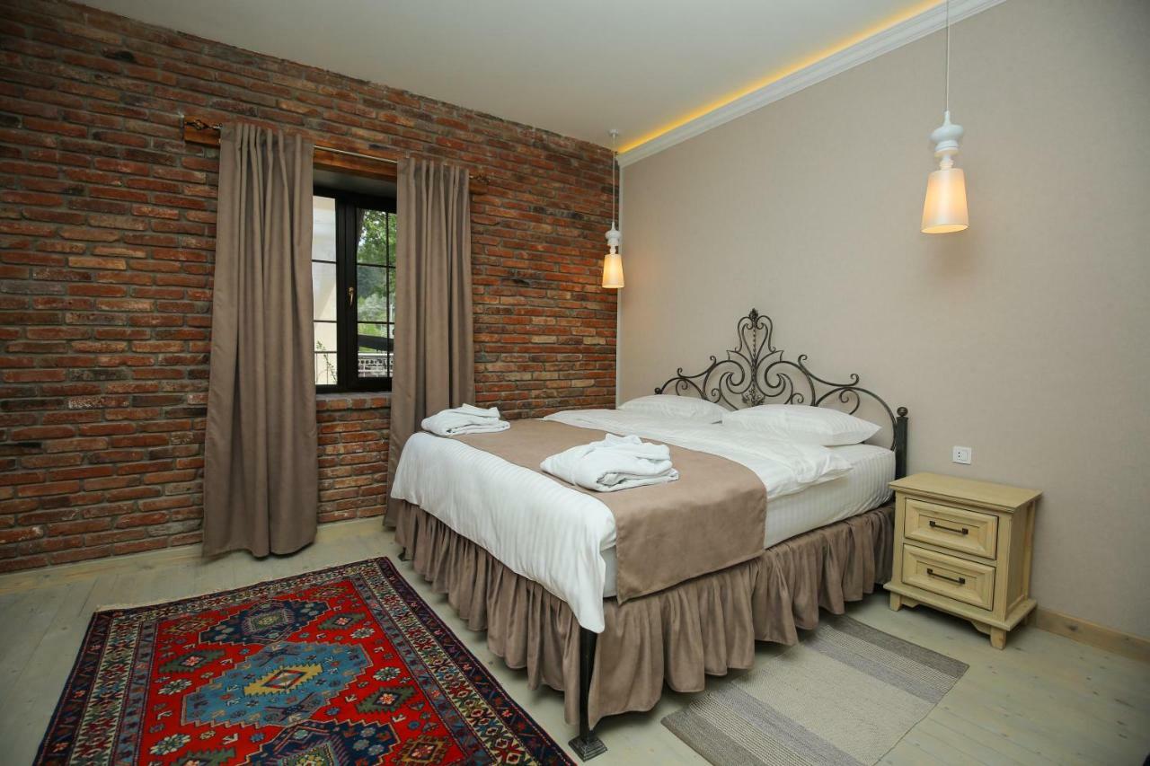 CHALET DILIJAN Hotel&Restauarant Bagian luar foto