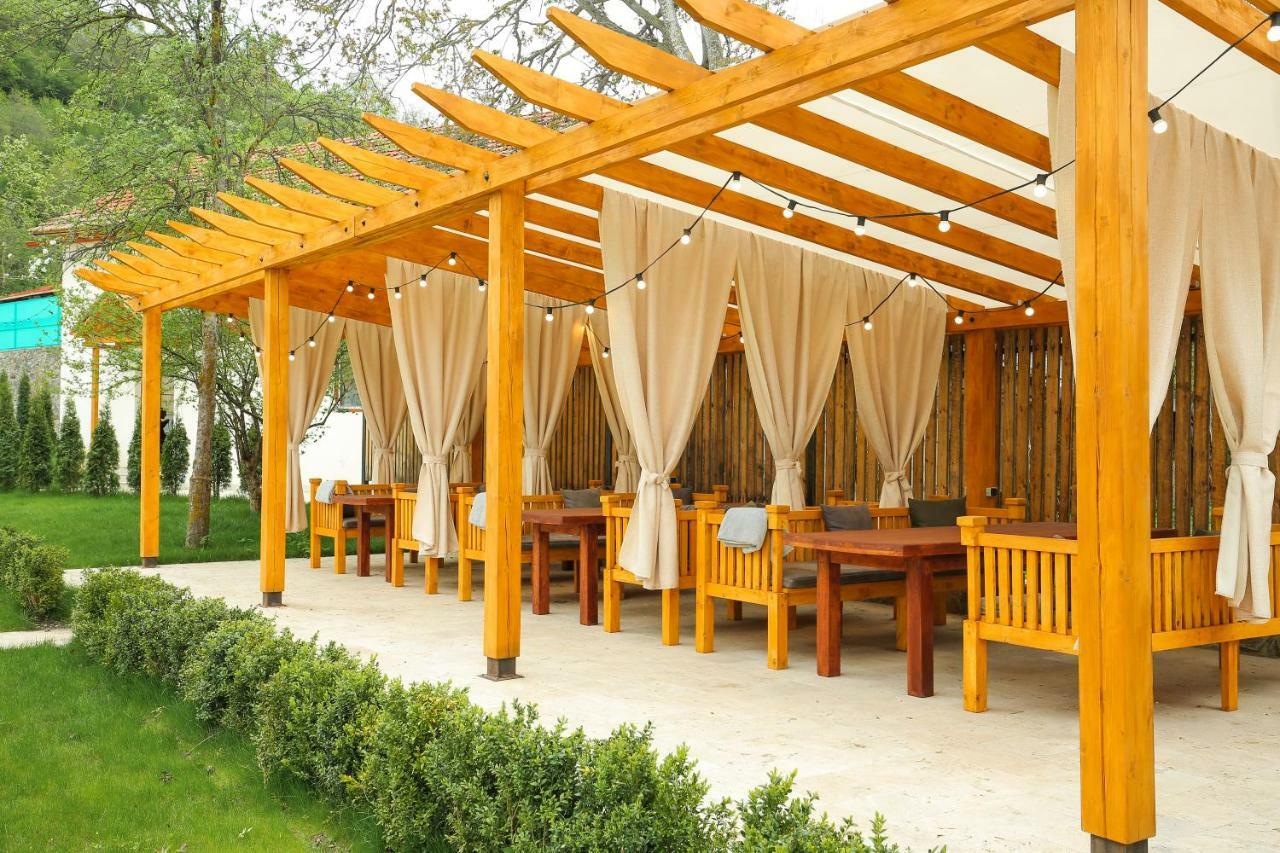 CHALET DILIJAN Hotel&Restauarant Bagian luar foto