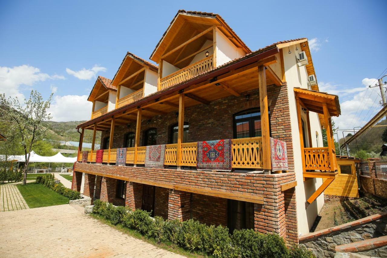 CHALET DILIJAN Hotel&Restauarant Bagian luar foto