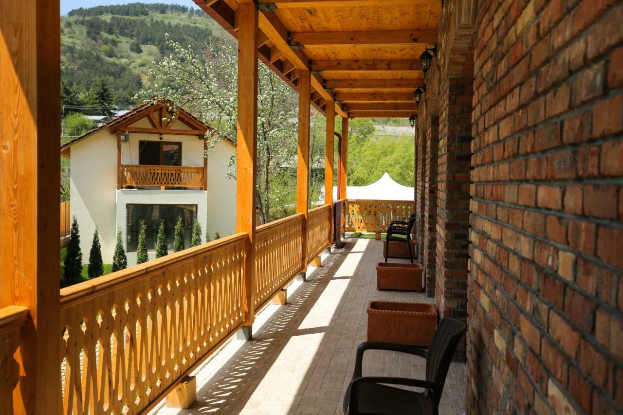 CHALET DILIJAN Hotel&Restauarant Bagian luar foto